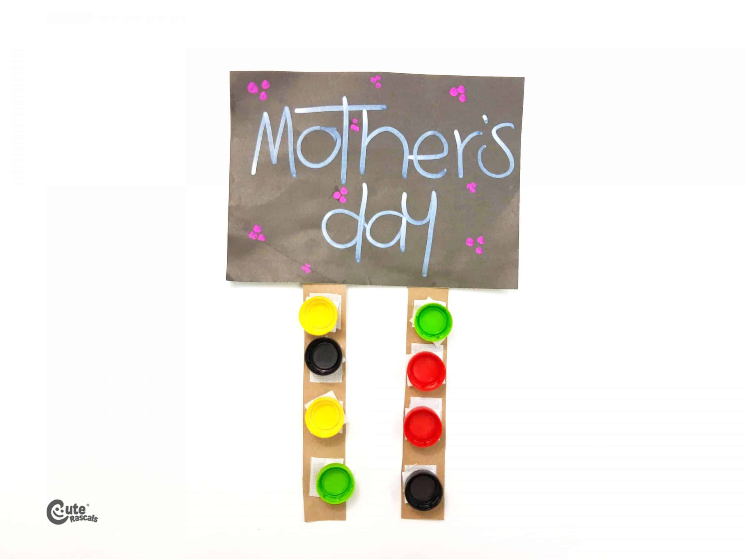 Mother’s Day sensory yard sign. Fun activity for preschoolers 