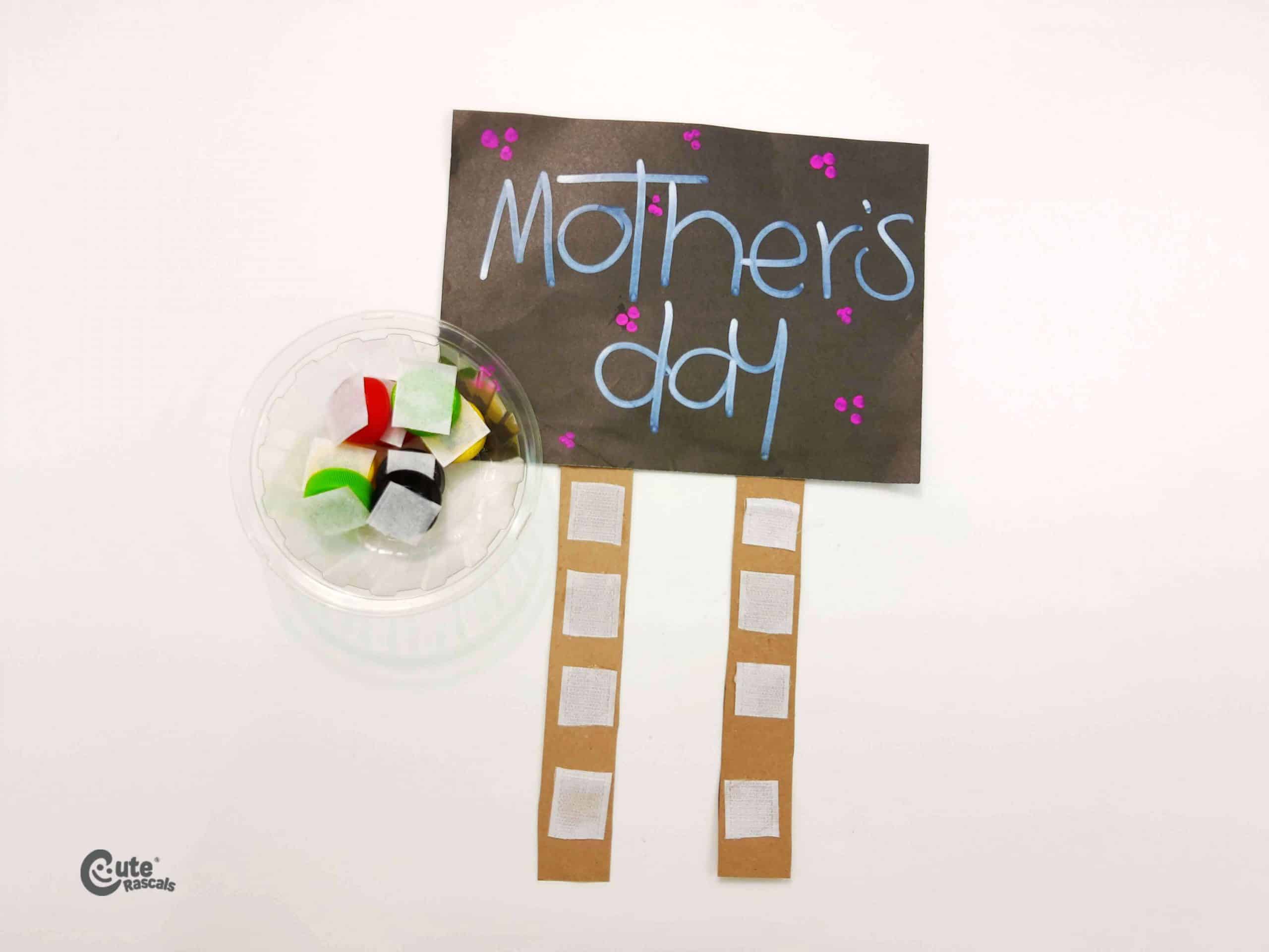 Materials Caps for Mom Mother's Day Activity for Preschoolers