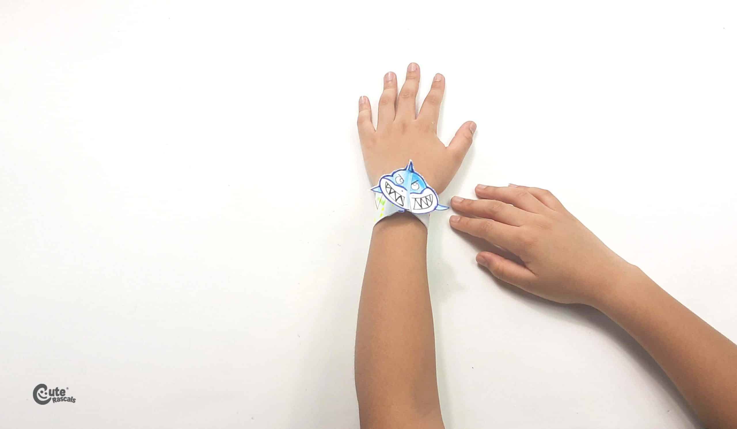 Paper shark bracelet easy craft for kids activity